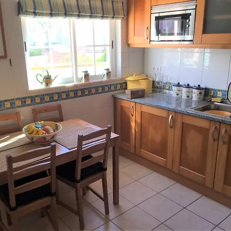 Modern Two Bedroom Poolside Townhouse * Budens